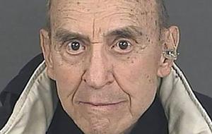  تجاوزهمراه با شکنجه پیرمرد 94ساله به پیرزن 73ساله / عکس